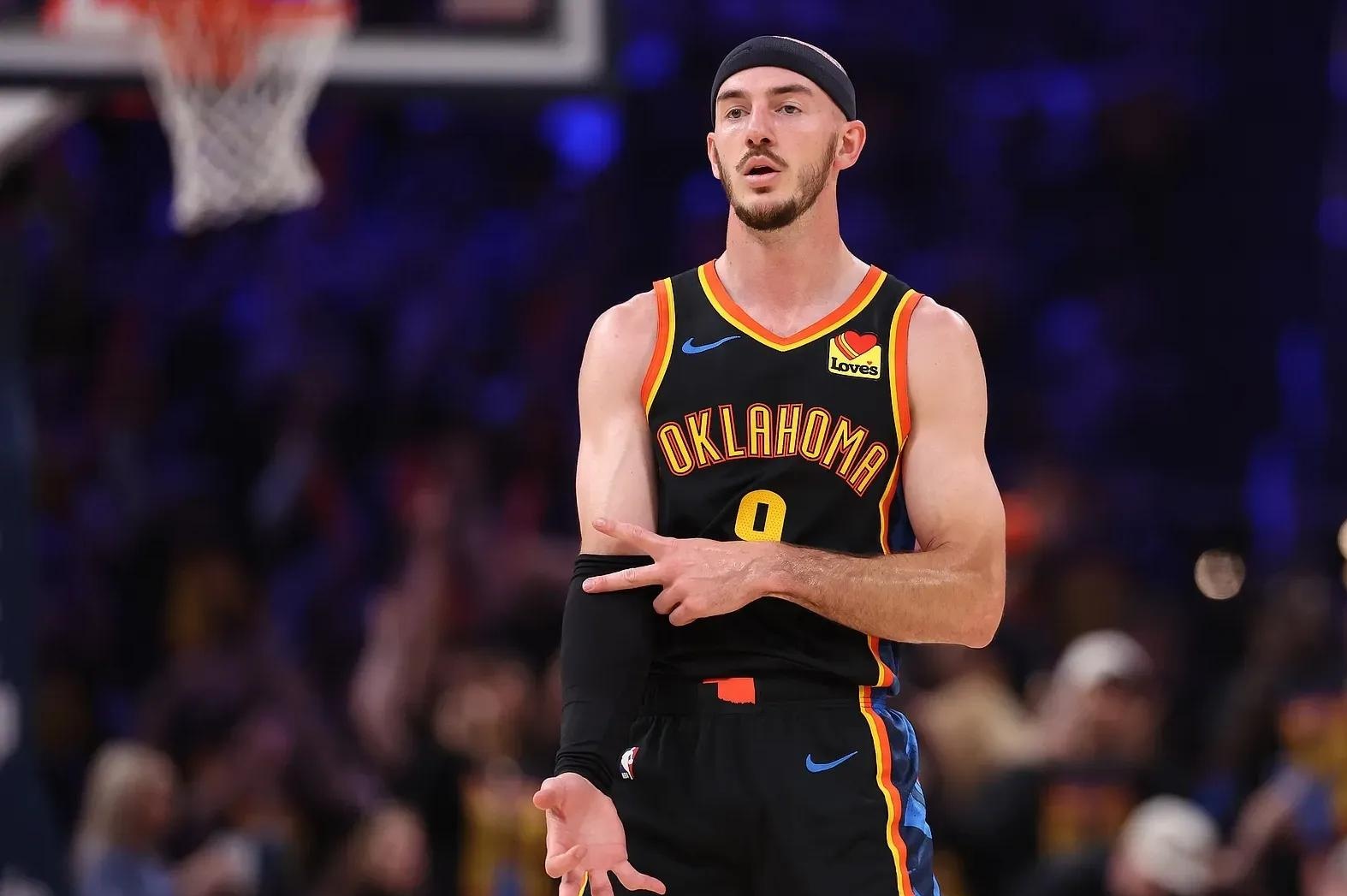 欧冠赛前走向成谜；俄克拉荷马雷霆官宣签约；震撼外界；心理建设被强调的简单介绍