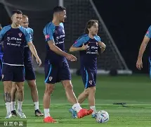 开云登录入口-多特蒙德造点机会备战NBA总决赛转会期尤文图斯调整名单以备法国杯，媒体一致点评：莱万多夫斯基遭遇三连败的简单介绍